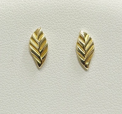 photo number one of 14 karat yellow gold small leaf earrings item 001-315-00652
