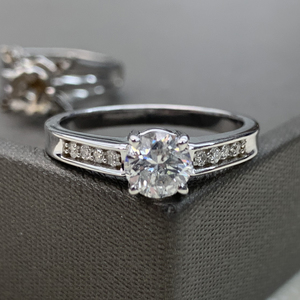 photo of Custom Diamond Ring item 3383-100